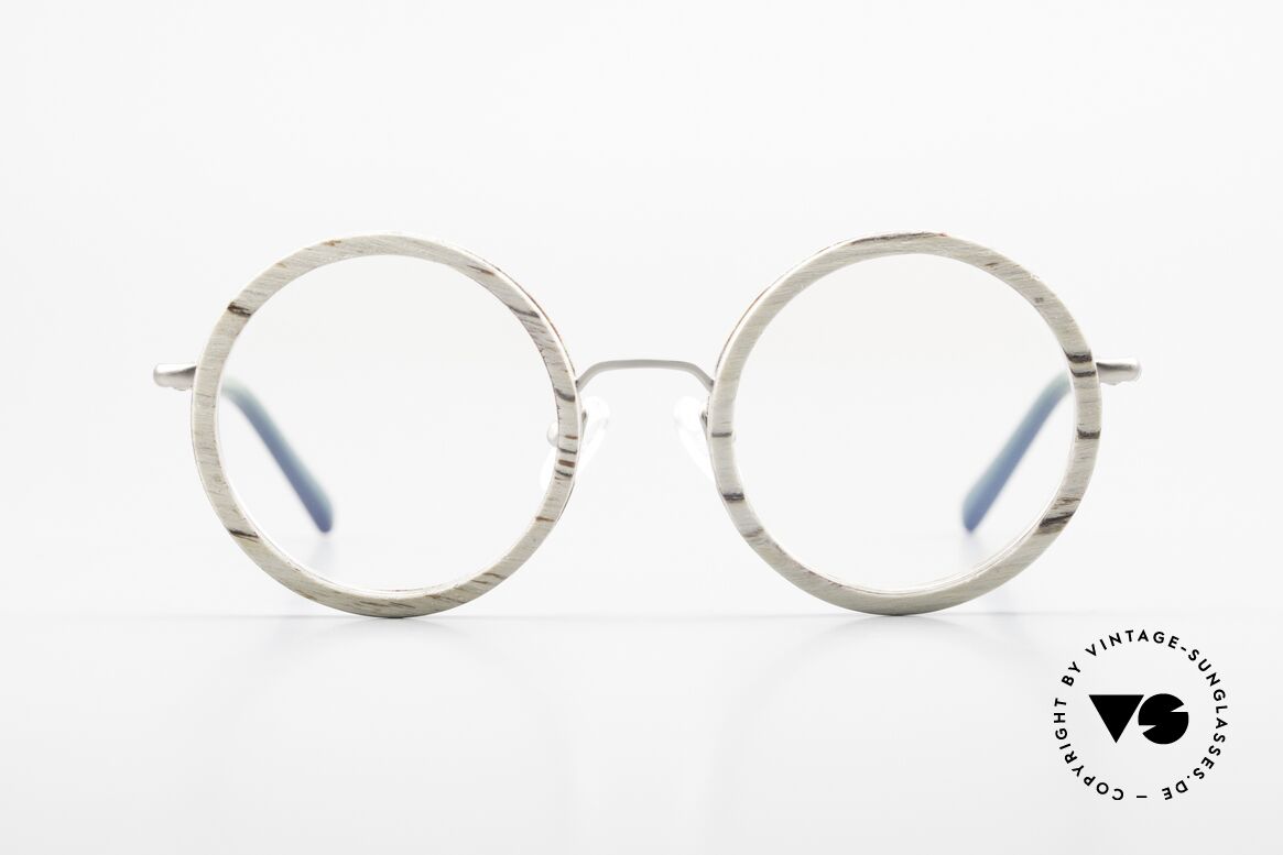 Kerbholz Rudolph Round Wood Frame White Birch, every model (made from pure wood) looks individual, Made for Men and Women