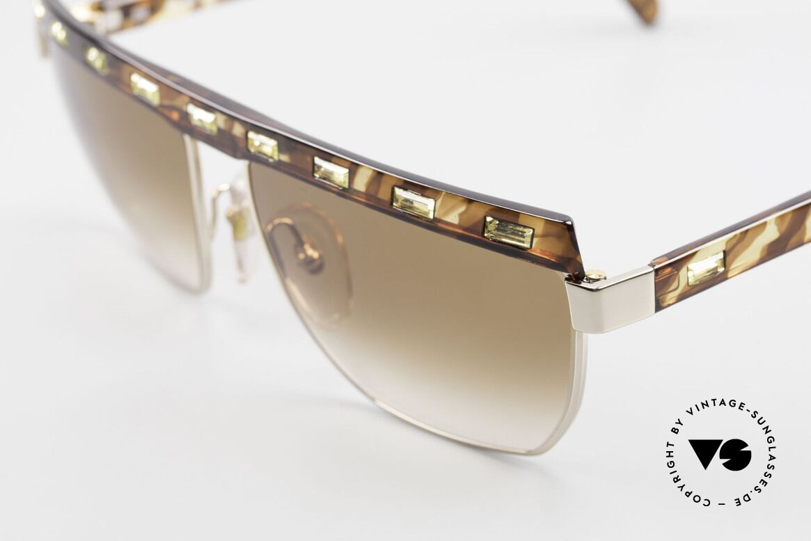 Paloma Picasso 3706 Ladies Gem Sunglasses 90's, great composition of rhinestones (Jonquil colored), Made for Women
