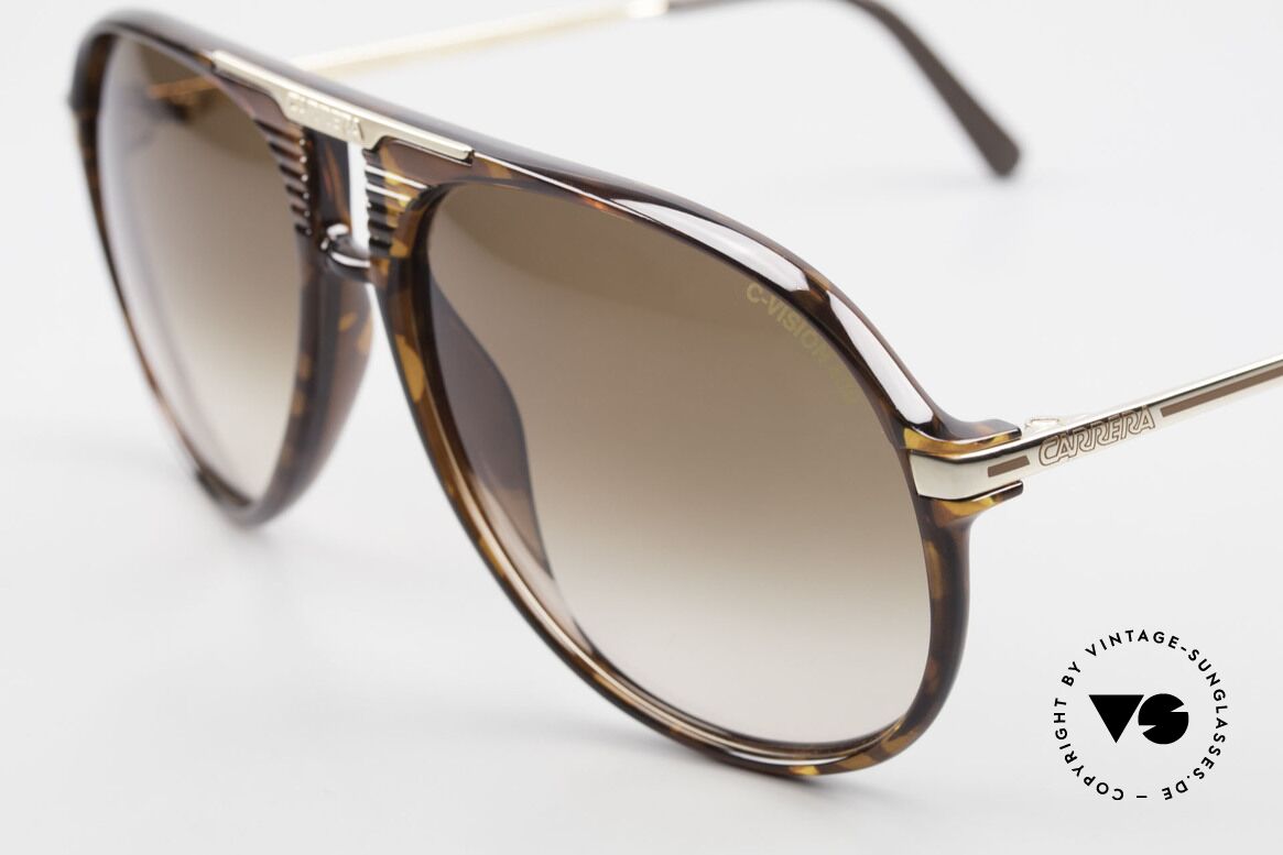 Carrera 5595 80's Shades With Extra Lenses, 2 sets of lenses: 1x brown-gradient & 1x mirrored, Made for Men
