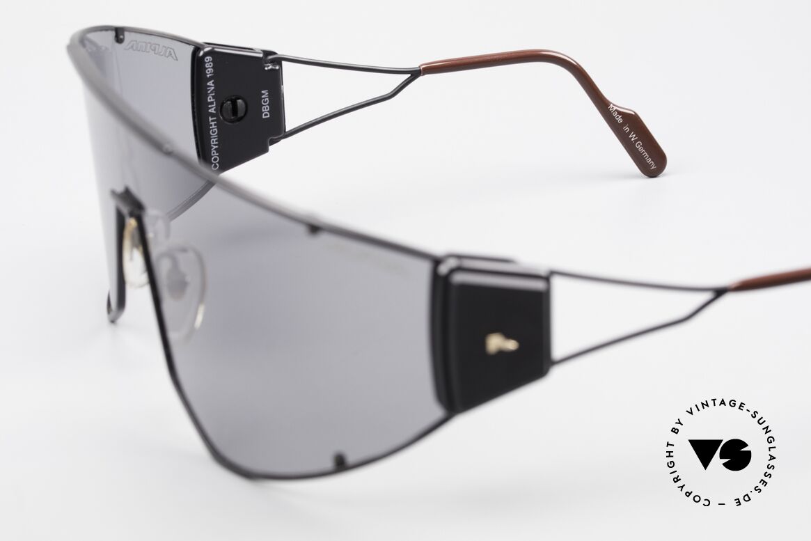 Alpina Goldwing Rare 80's Celebrity Sunglasses, Size: large, Made for Men and Women