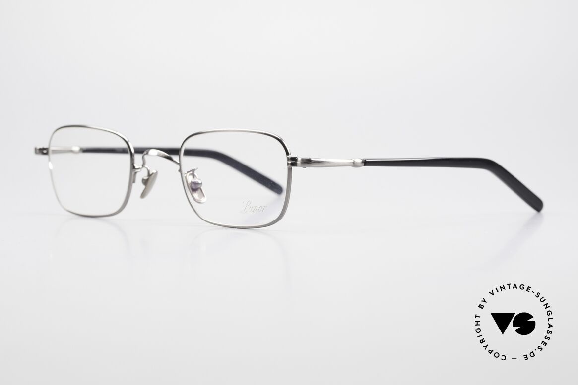 Lunor VA 109 Classic Gentlemen's Glasses, model VA 109 = a classic eyeglass-frame for gentlemen, Made for Men