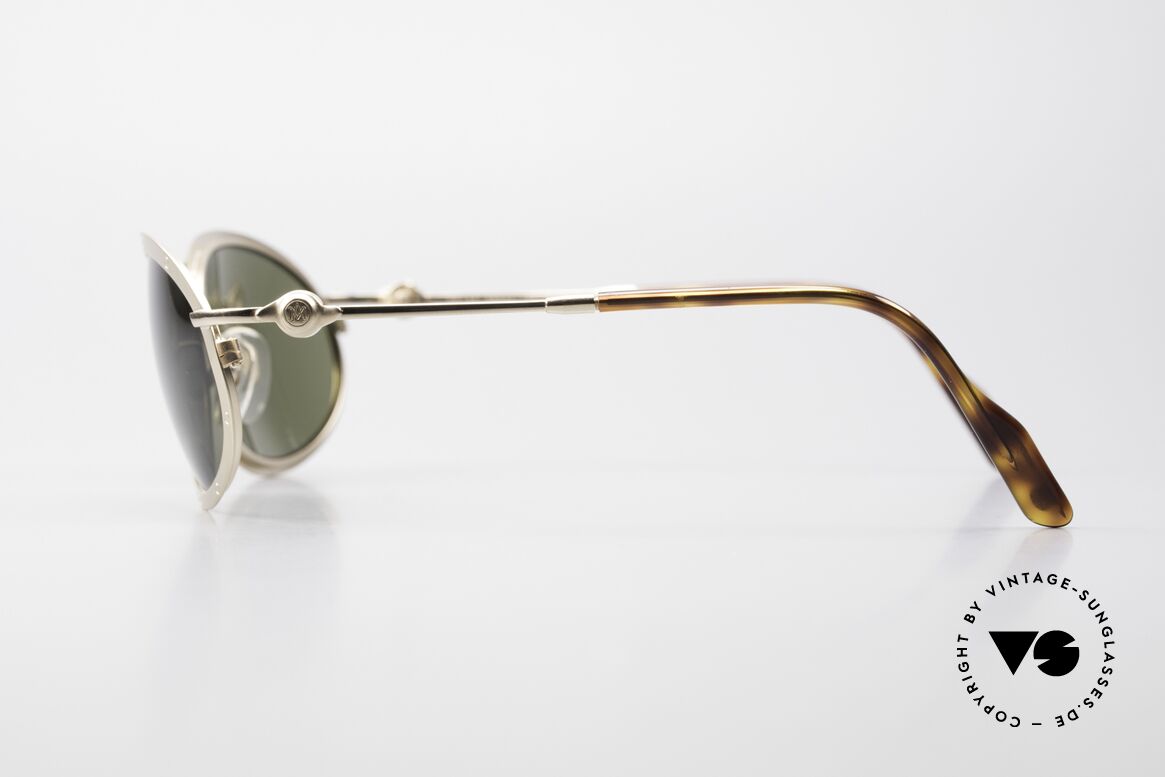 Aston Martin AM33 Sporty Luxury Sunglasses 90's, never worn (like all our rare VINTAGE high-end shades), Made for Men