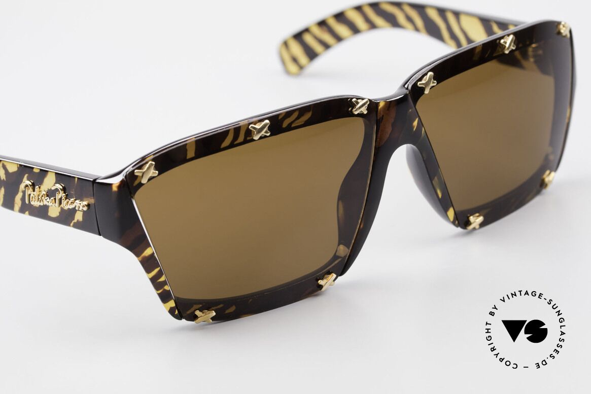 Paloma Picasso 3702 No Retro Sunglasses Original, of course never worn (as all our old 90's treasures), Made for Women