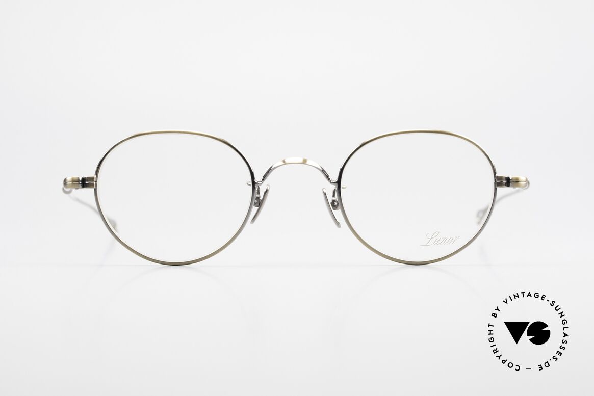 Lunor V 108 Metal Frame With Titanium Pads, without ostentatious logos (but in a timeless elegance), Made for Men