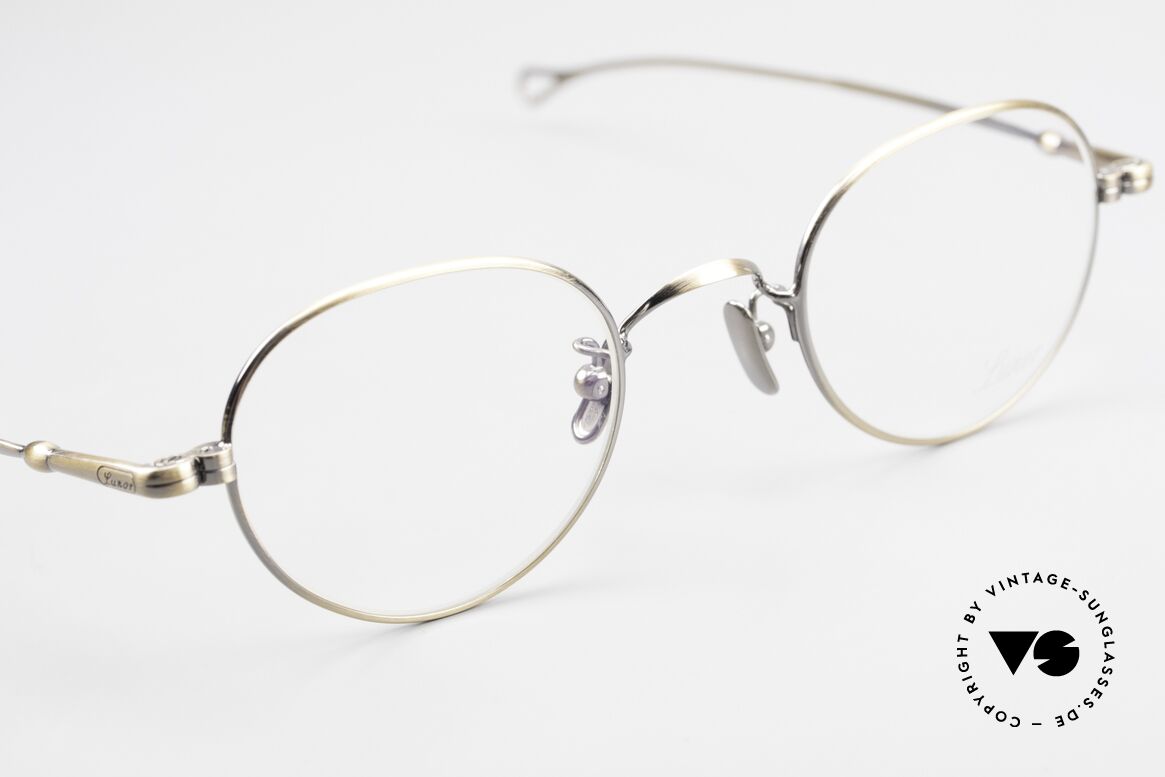 Lunor V 108 Metal Frame With Titanium Pads, thus, we decided to take it into our vintage collection, Made for Men