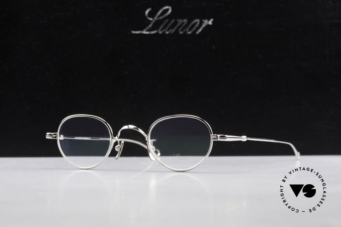 Lunor V 103 Timeless Eyeglass-Frame, Size: small, Made for Men and Women