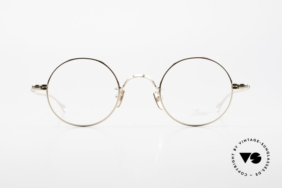Lunor V 110 Lunor Round Glasses GP Gold, round Lunor metal glasses with pads made of pure titan, Made for Men and Women Lunor V 110 Lunor Round Glasses GP Gold, round Lunor metal glasses with pads made of pure titan, Made for Men and Women