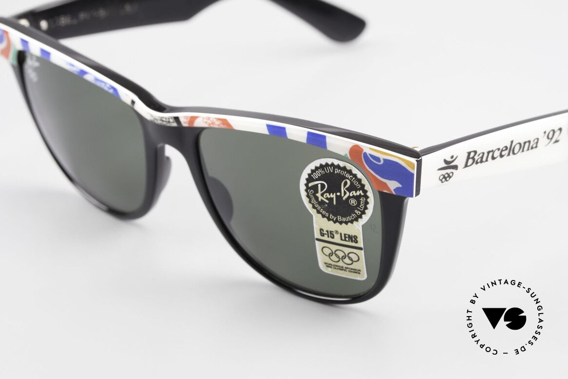 Ray Ban Wayfarer II Olympic Games 1992 Barcelona, B&L quality mineral lenses (for 100% UV-protection), Made for Men and Women