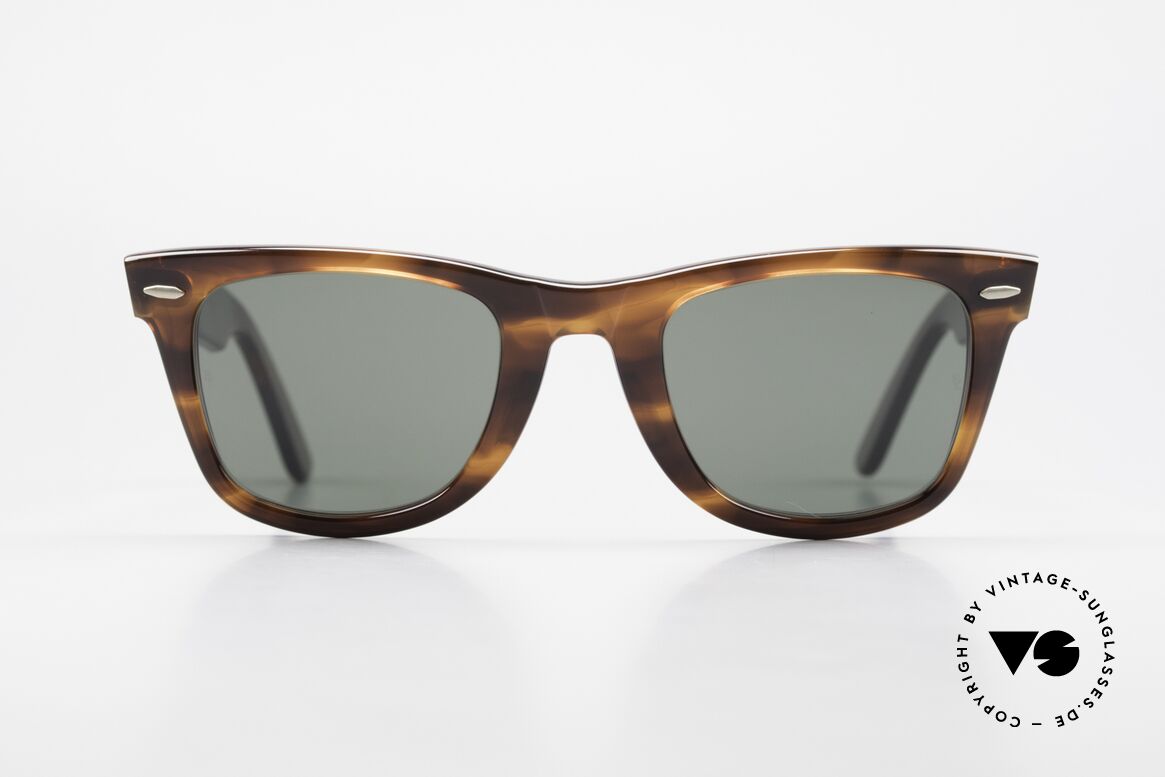 Ray Ban Wayfarer I Miami Vice Don Johnson Shades, WAYFARER: the sunglass classic par excellence, Made for Men and Women Ray Ban Wayfarer I Miami Vice Don Johnson Shades, WAYFARER: the sunglass classic par excellence, Made for Men and Women