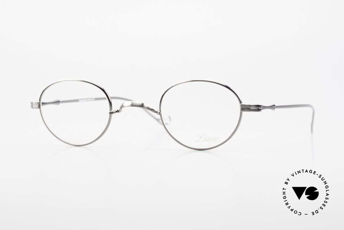 Lunor II 20 Vintage glasses Unisex Small, vintage Lunor eyeglasses of the old "LUNOR II" series, Made for Men and Women