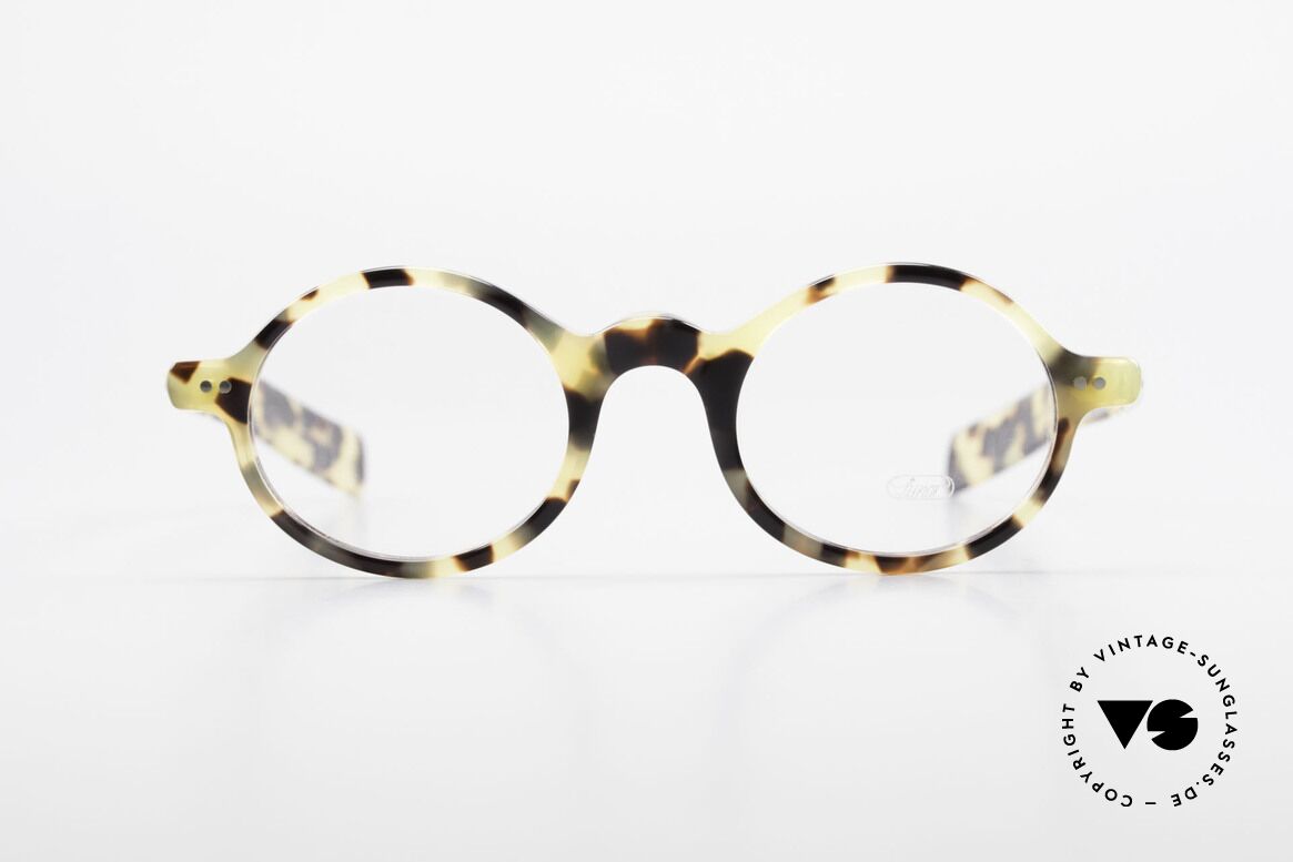 Lunor A52 Oval Lunor Glasses Acetate, LUNOR glasses, model 52 from the Acetate collection, Made for Men and Women