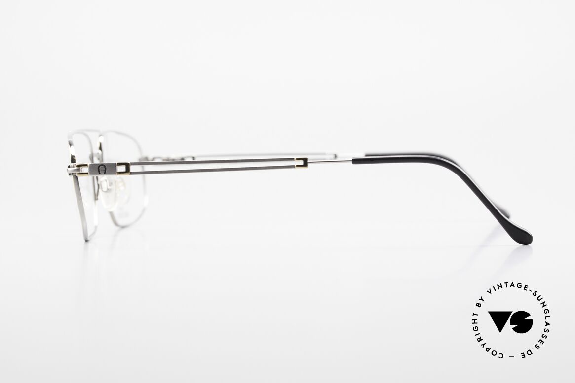 Aigner EA9111 90's Men's Frame Gold Plated, NO RETRO EYEWEAR; but genuine VINTAGE commodity, Made for Men