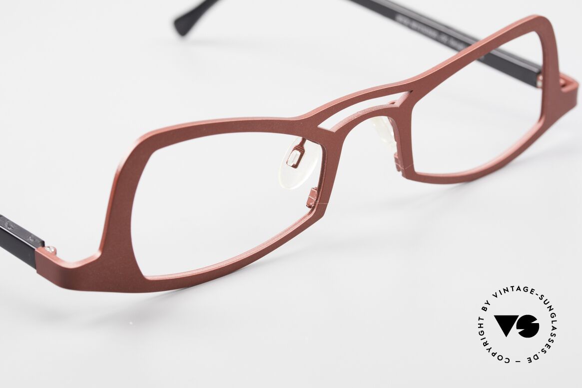 Theo Belgium Eye-Witness JK Pure Titanium Ladies Glasses, so to speak: vintage eyeglasses with representativeness, Made for Women