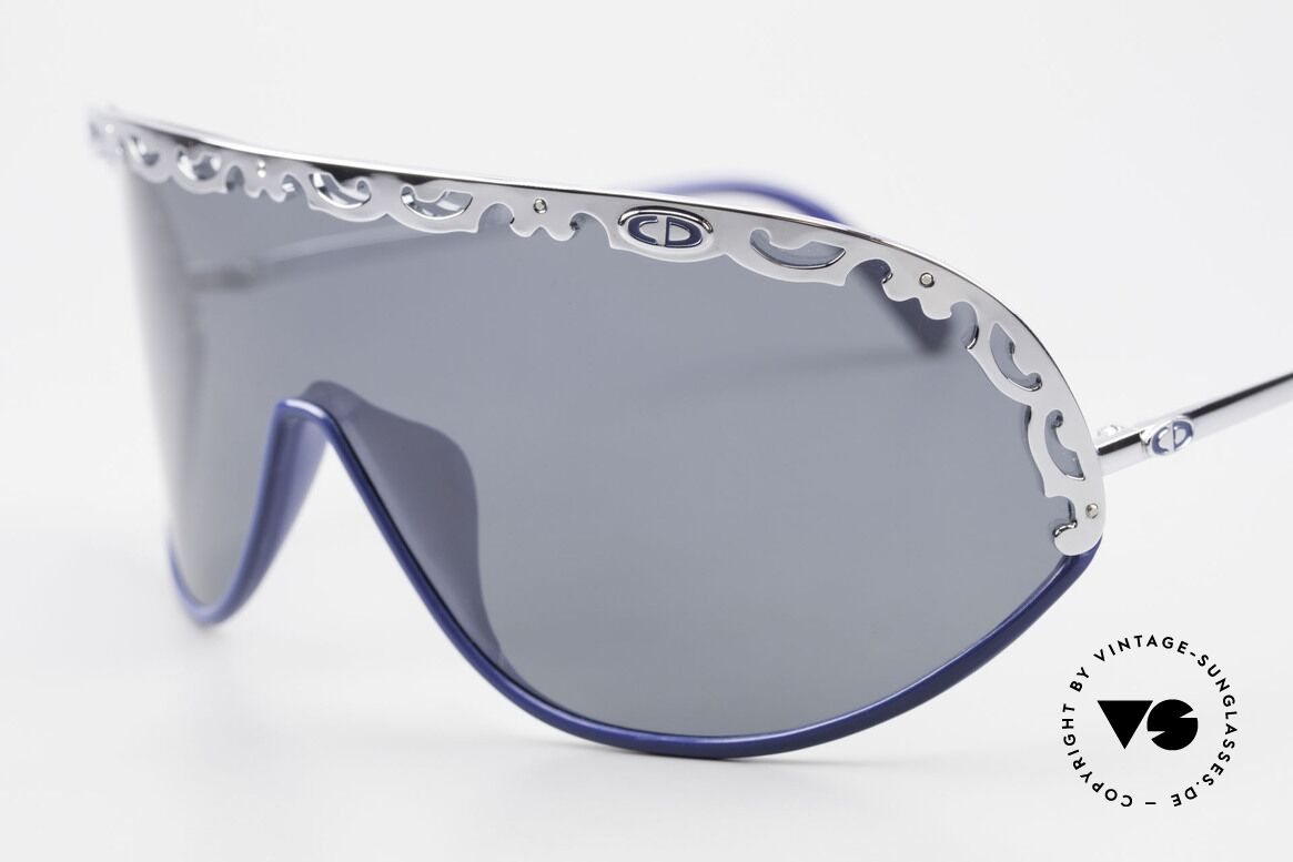 Christian Dior 2501 Panorama View Shades 80s 90s, new old stock (like all our 80's / 90's C. Dior originals), Made for Women