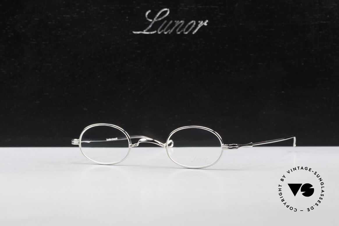 Lunor II 08 Small Oval Frame Platinum, Size: small, Made for Men and Women