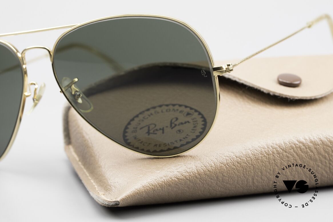 Ray Ban Large Metal II 80's Pilot Sunglasses Aviator, 100% UV protection and with the B&L engraving, Made for Men