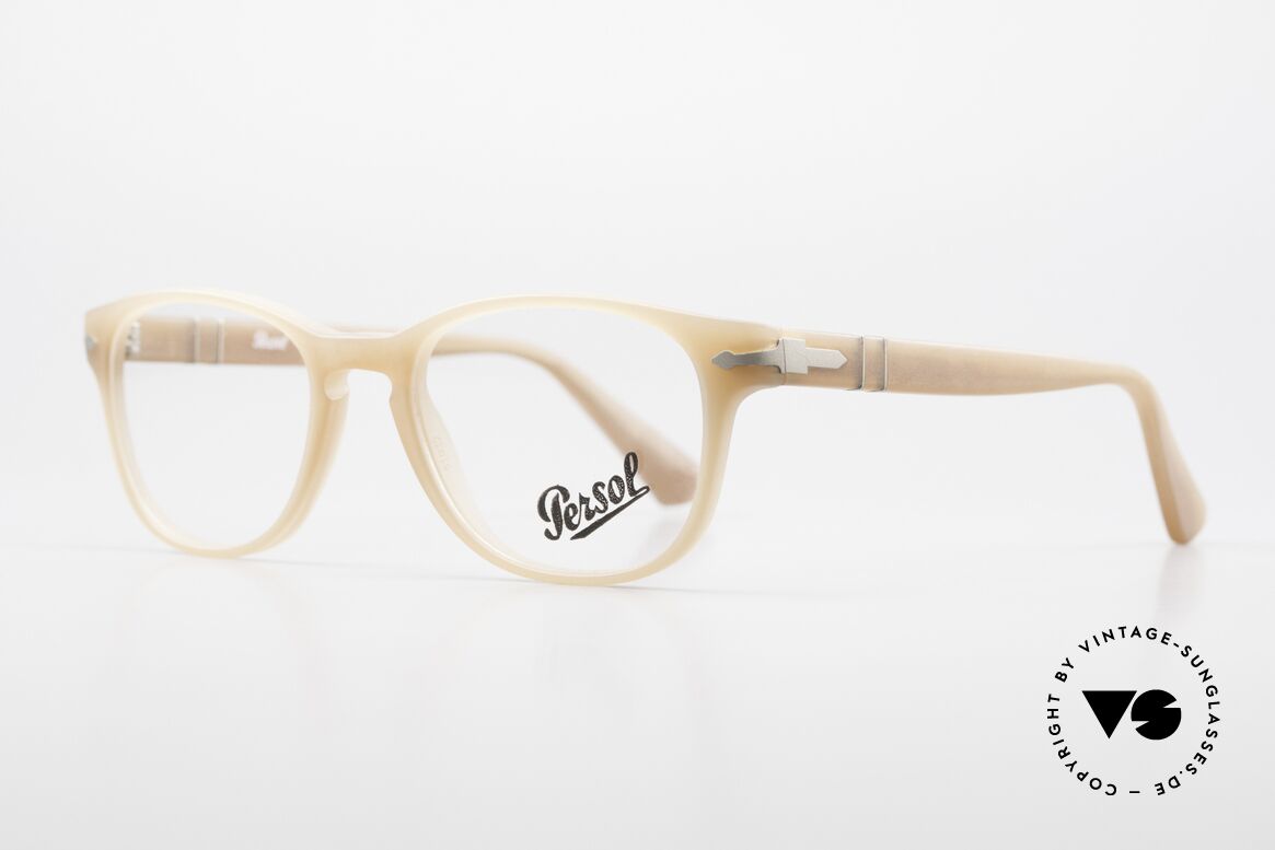 Persol 3085 Ladies Glasses Classic Ambra, unworn (like all our classic PERSOL eyeglasses), Made for Women