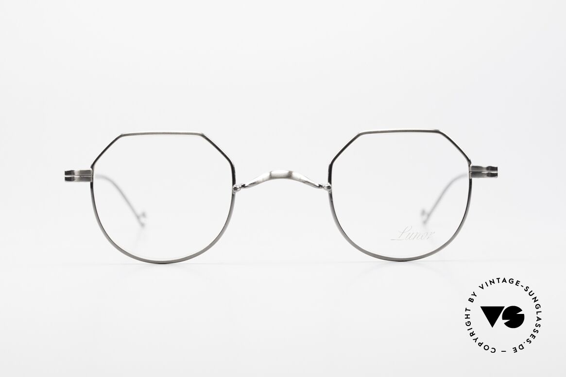 Lunor II 18 Jeremy Irons Glasses Die Hard, vintage Lunor eyeglasses of the old "LUNOR II" series, Made for Men and Women