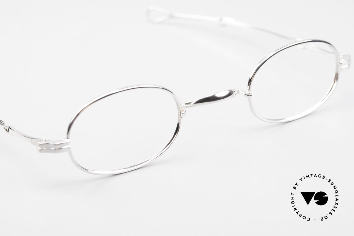 Lunor I 08 Telescopic Oval Eyeglasses Slide Temples, this rarity can be glazed with prescription lenses, of course, Made for Men and Women