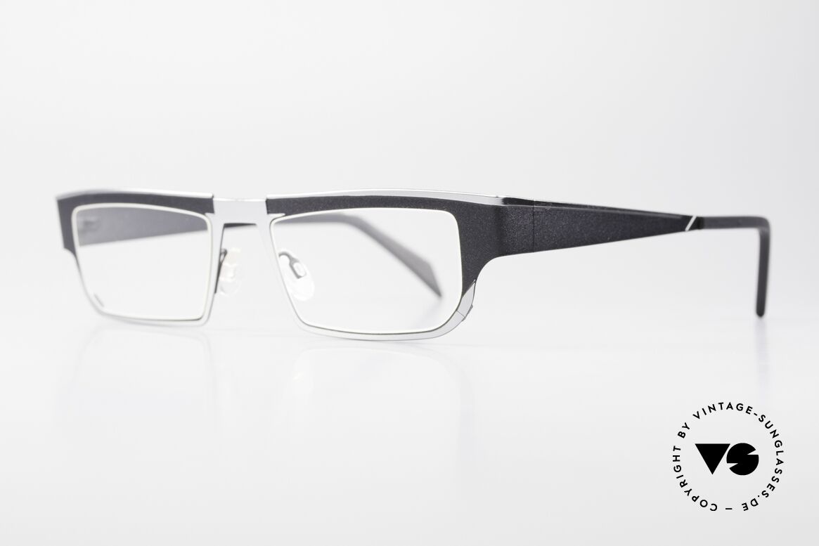 Theo Belgium Eye-Witness RB Striking Men's Eyeglasses 90's, fantastic frame finish with silver-gray and dulled black, Made for Men