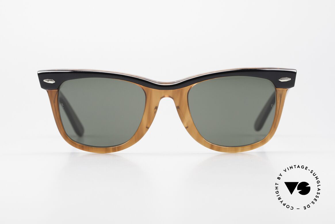 Ray Ban Wayfarer I Old 80's USA B&L Sunglasses, USA B&L Wayfarer: the classic of sunglass fashion', Made for Men and Women