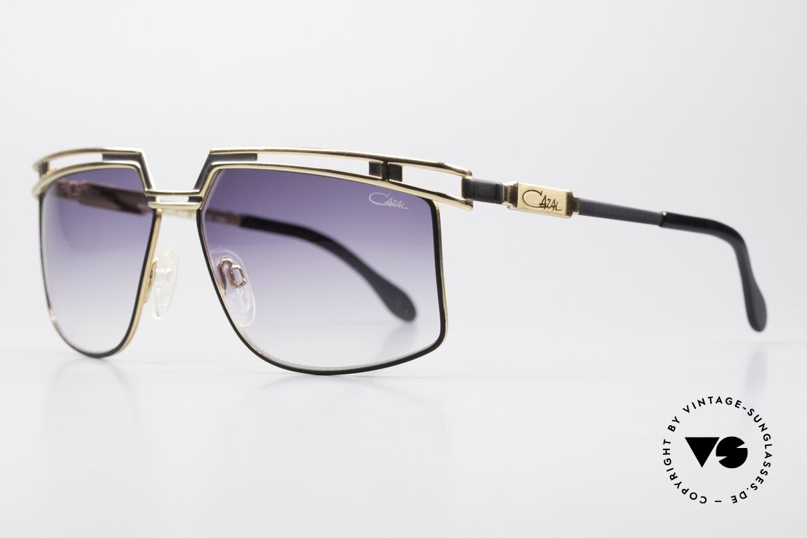 Cazal 957 80's West Germany Sunglasses, splendid designer piece; a striking vintage eye-catcher, Made for Men and Women
