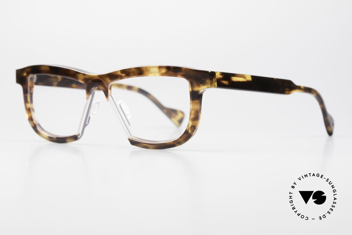 Theo Belgium James Extraordinary Designer Glasses, avant-garde eyeglasses for ladies and gentlemen, Made for Men and Women