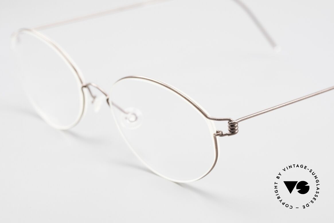 Lindberg Fila Air Titan Rim Oval Titanium Frame Women, extremely strong, resilient and flexible (and 3g only!), Made for Women
