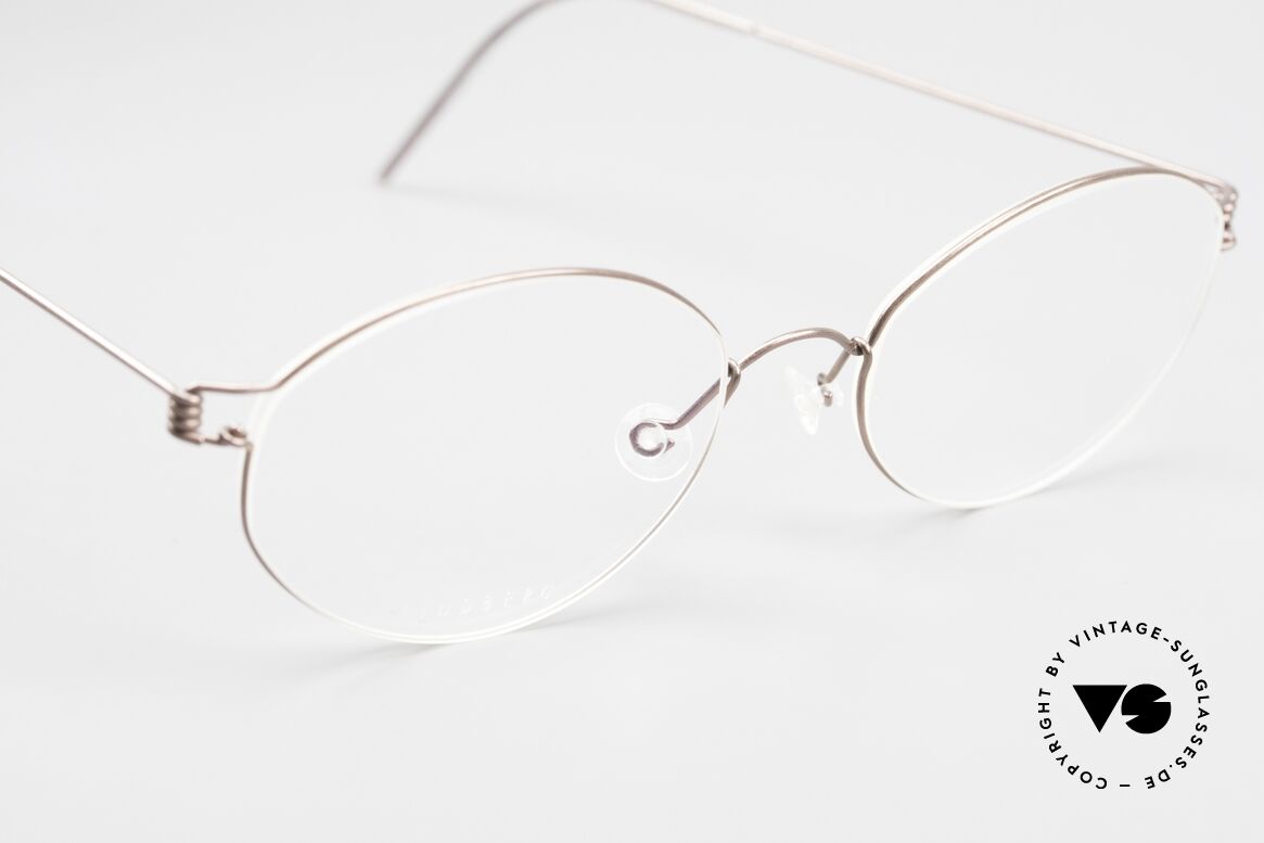 Lindberg Fila Air Titan Rim Oval Titanium Frame Women, unworn, NOS, with original magnetic case by Lindberg, Made for Women
