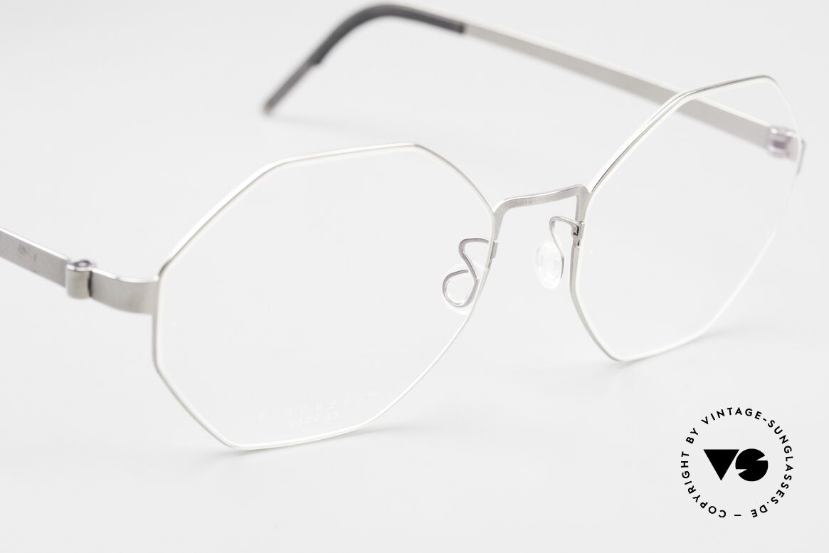 Lindberg 9609 Strip Titanium Octagonal Frame Ladies & Gents, unworn, NOS, with an original hard case by Lindberg, Made for Men and Women