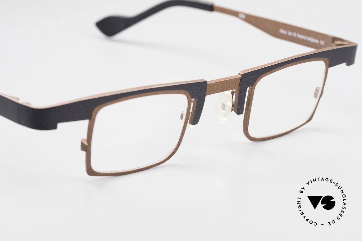 Theo Belgium Bo Square Designer Frame Titanium, unworn; like all our crazy eyewear by Theo Belgium, Made for Men and Women