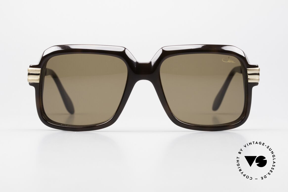 Cazal 607/2 Legends Sunglasses Hip Hop, Cazal mod. 607/2 sunglasses in dark brown / tortoise, Made for Men