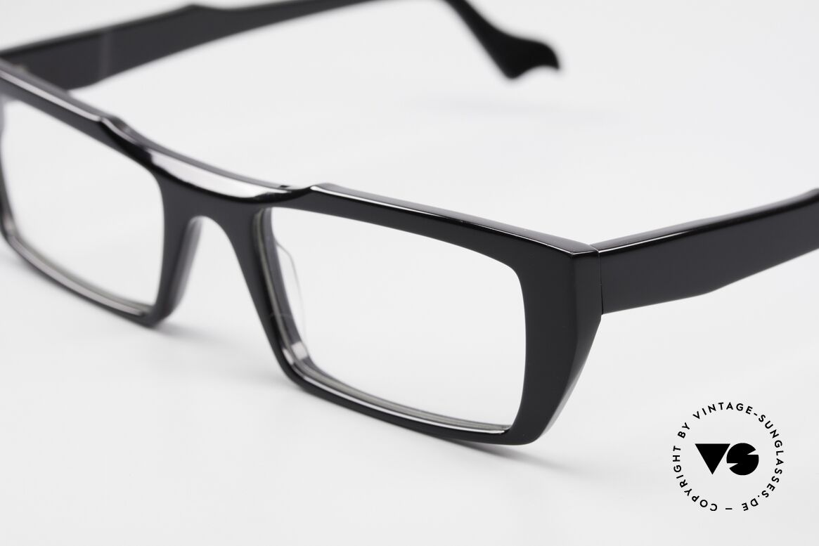 Theo Belgium Galbier Acetate Frame Ladies & Gents, unworn (like all our rare vintage eyewear by THEO), Made for Men and Women