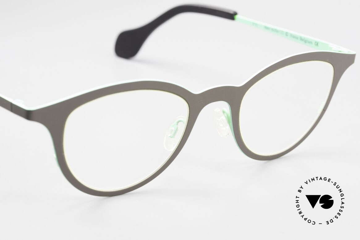 Theo Belgium Mille 21 Women's Eyeglass-Frame Metal, unworn; like all our vintage Theo eyewear specs, Made for Women