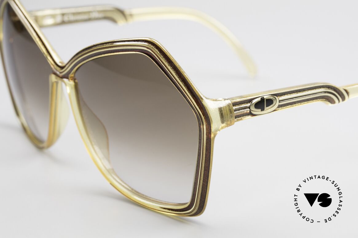 Christian Dior 2127 Rare 70's Ladies Sunglasses, pentagonal gradient lenses; 100% UV protect., Made for Women
