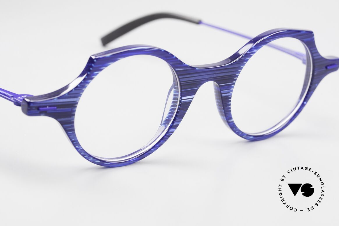 Theo Belgium Patatas Designer Frame Crazy Art Specs, unworn (like all our rare vintage eyewear by THEO), Made for Men and Women