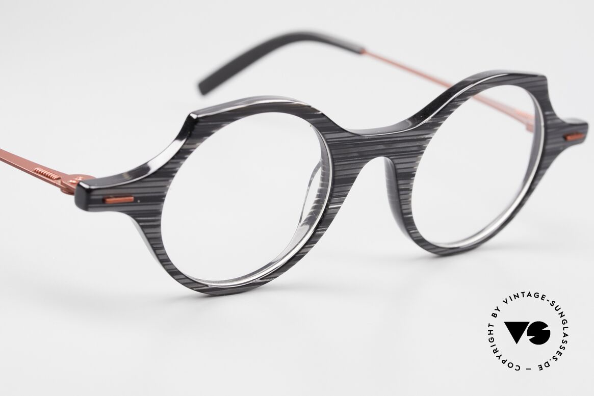 Theo Belgium Patatas Crazy Designer Specs Art Frame, unworn (like all our rare vintage eyewear by THEO), Made for Men and Women