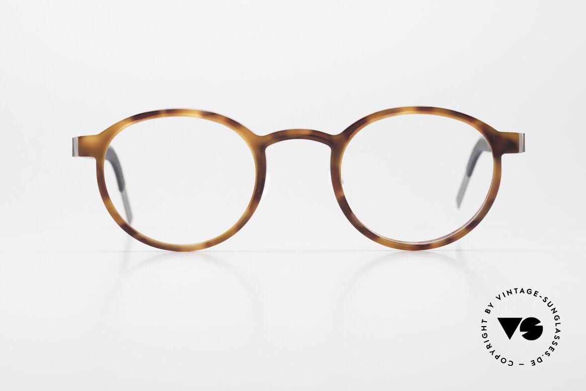 Lindberg 1014 Acetanium Round Designer Specs Panto, timeless round LINDBERG Acetanium frame in brown, Made for Men and Women