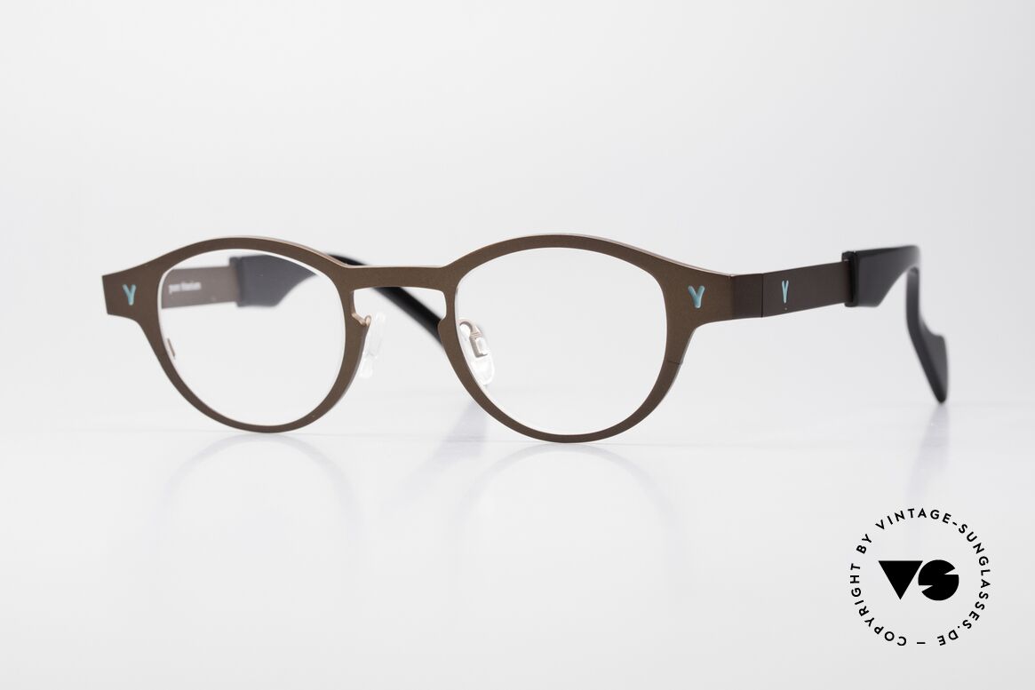 Theo Belgium Seventeen Ladies & Gents Specs Titan, striking round designer specs by THEO Belgium, Made for Men and Women