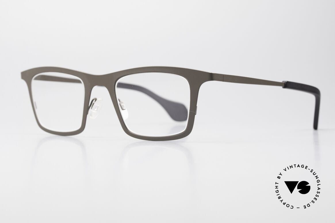 Theo Belgium Mille 23 Women & Men Designer Frame, from the"mille metal" series in size 46-24, 135, Made for Men and Women