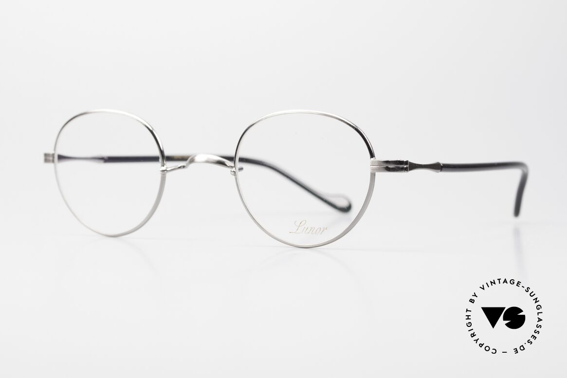Lunor II A 22 Round Specs Antique Silver AS, a true classic by LUNOR: timeless, precious and unisex, Made for Men and Women