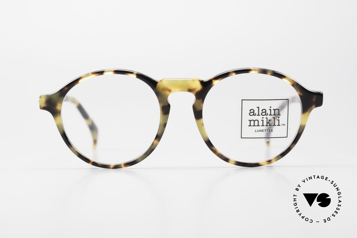 Alain Mikli 6921 / 026 Small Panto Frame Tortoise, classic 'panto'-design with an interesting pattern, Made for Men and Women
