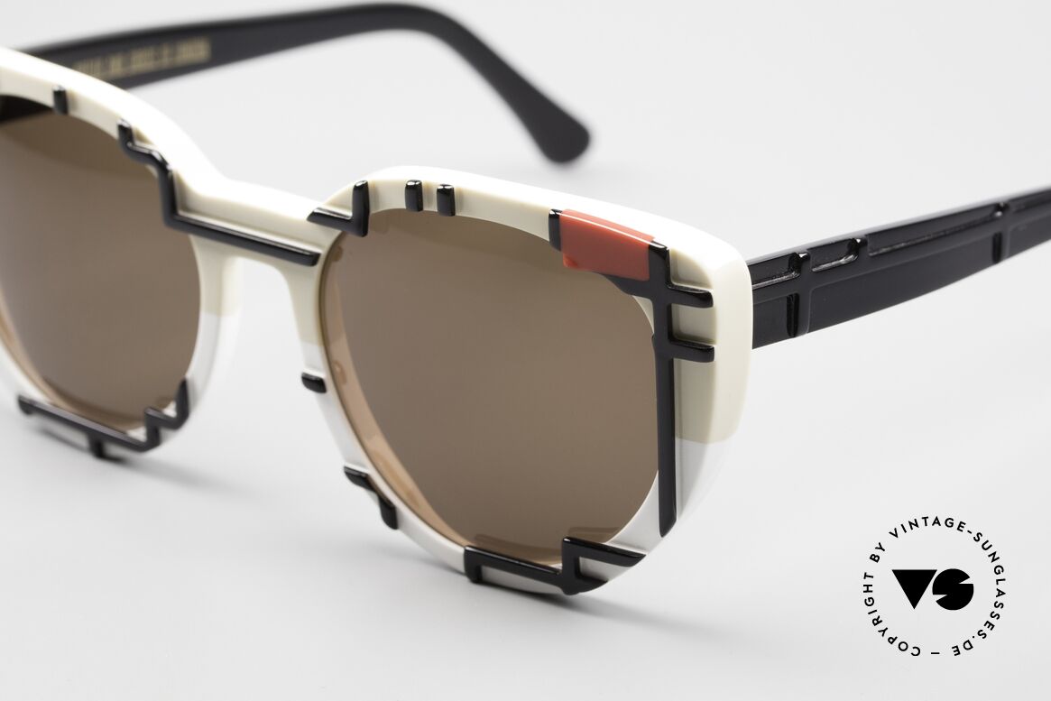 Cutler And Gross 1082 Piet Mondrian Bauhaus Shades, iconic women's sunglasses for all art lovers; true vintage, Made for Women
