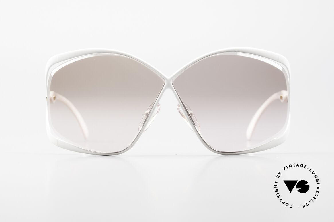 Christian Dior 2056 Ladies Sunglasses 1970's 80's, the most beautiful model of the C. Dior Collection!, Made for Women