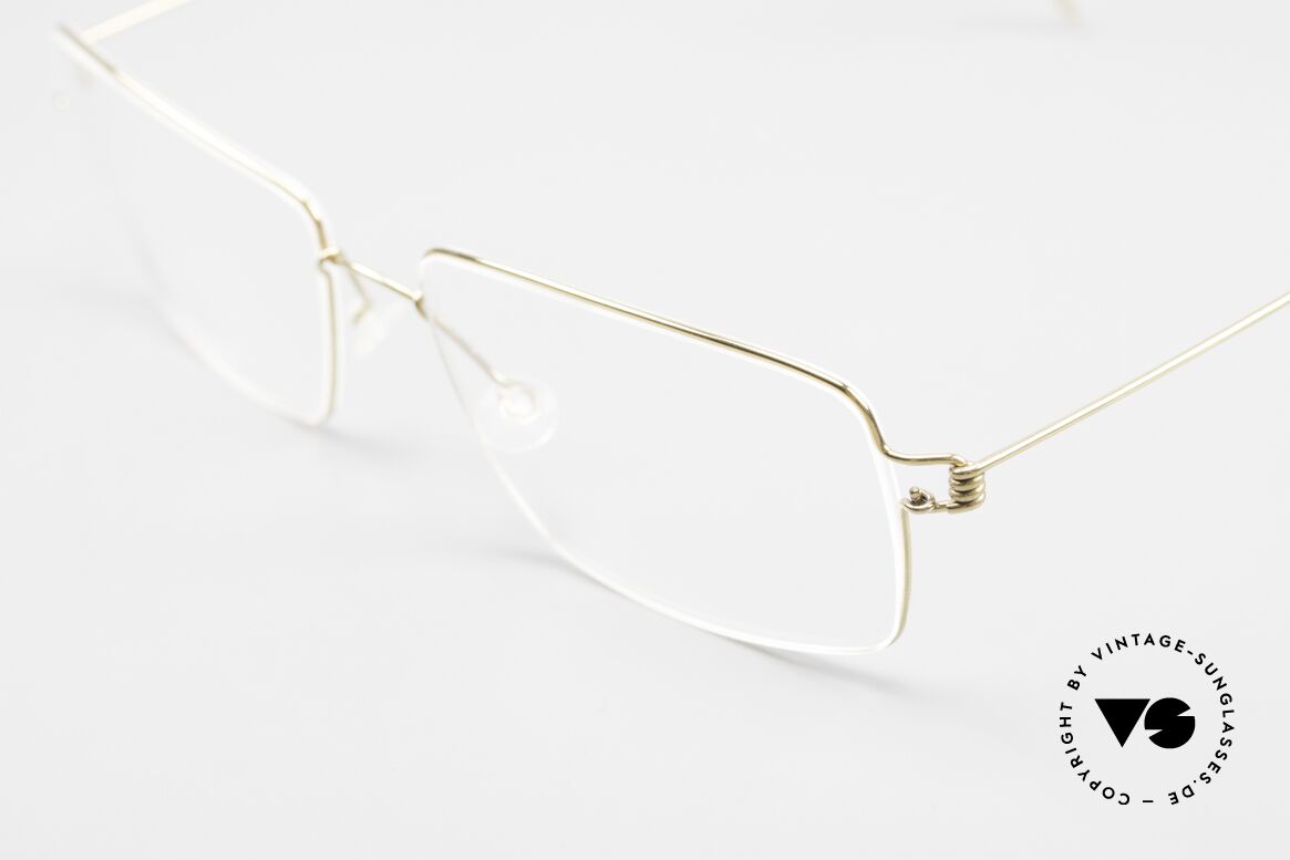 Lindberg Tim Air Titan Rim Classic Titanium Frame Men, extremely strong, resilient and flexible (and 3g only!), Made for Men