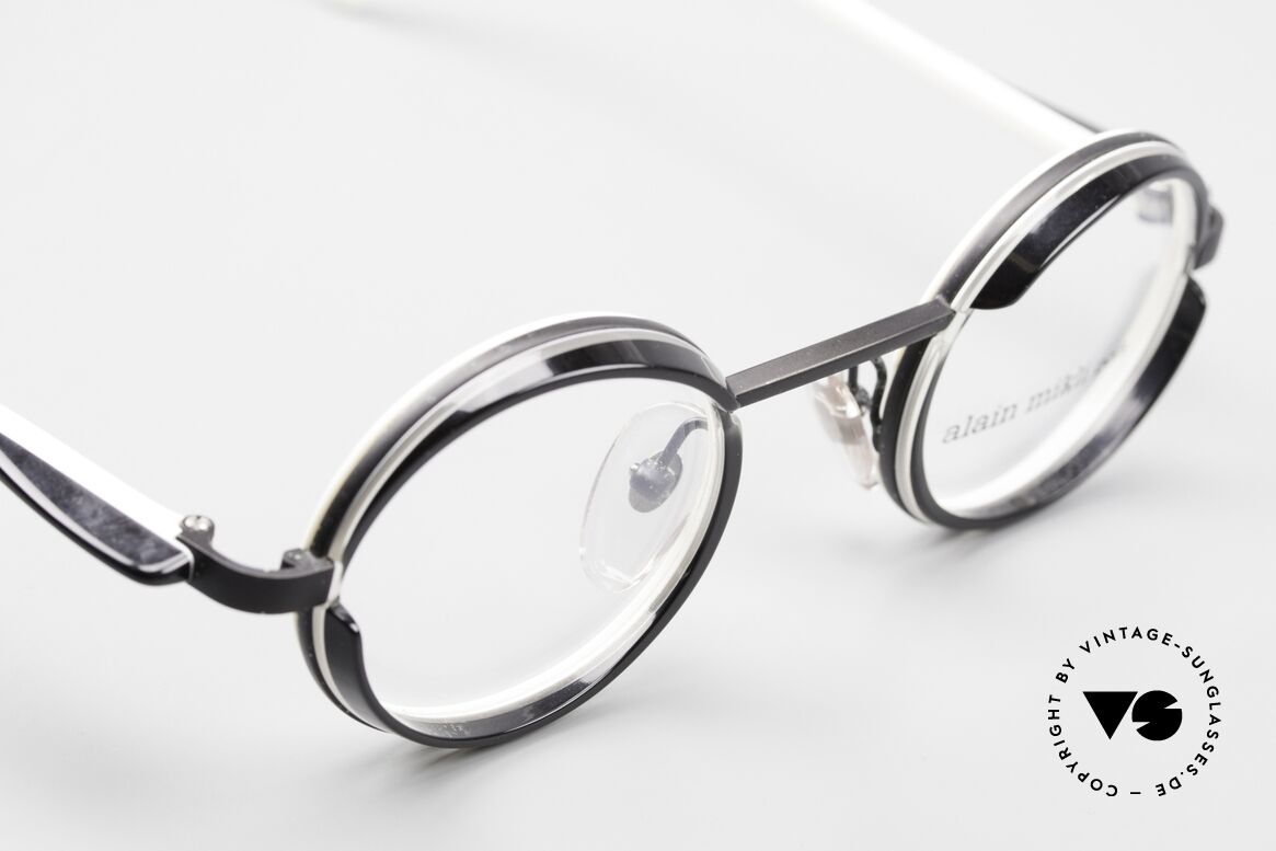 Alain Mikli 2150 / 01004 Small Round Designer Frame, unworn rarity (like all our vintage Alain Mikli eyewear), Made for Men and Women