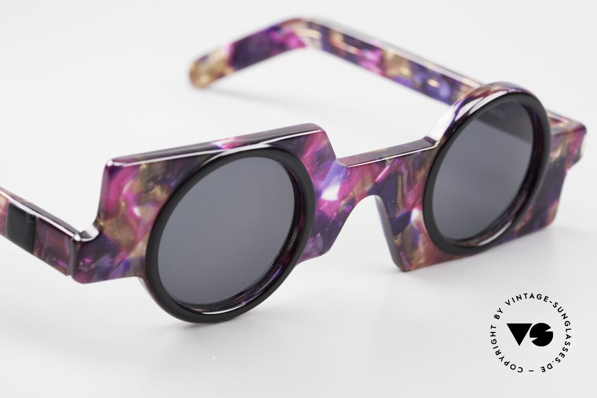 Taxi Zeta by Casanova 90's Designer Sunglasses, unworn (like all our rare TAXI 1990's sunglasses), Made for Men and Women