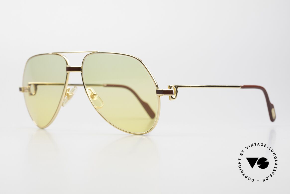 Cartier Vendome Laque - M 80's 90's Luxury Sunglasses, this pair (with LAQUE decor) in MEDIUM size 59-14,140, Made for Men and Women