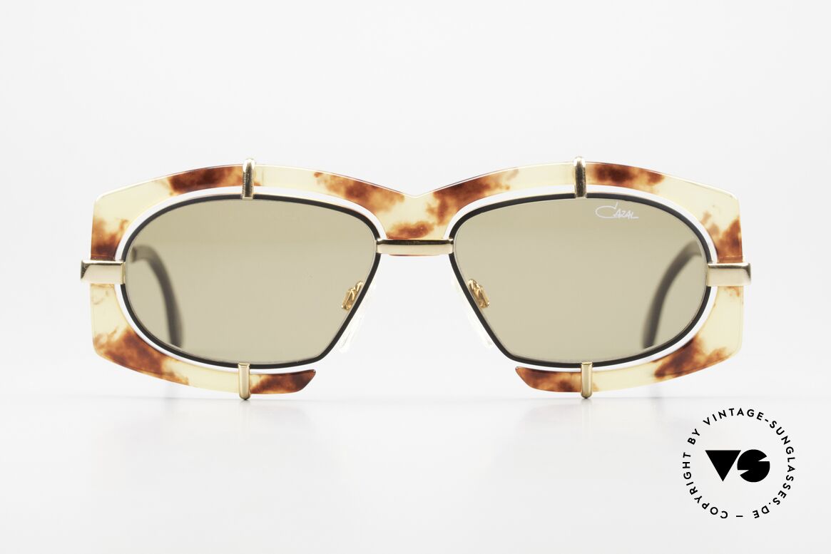 Cazal 872 Extraordinary 90's Shades, extravagant lens mounting & spunky frame coloring, Made for Men and Women