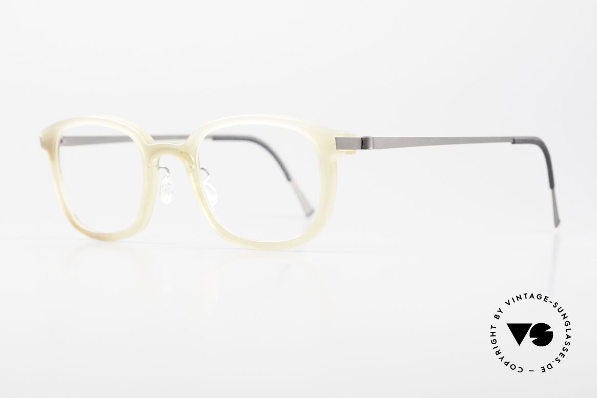 Lindberg Horn 1801 Buffalo Horn Titan Glasses, simply timeless, stylish & innovative: grade 'vintage', Made for Men and Women
